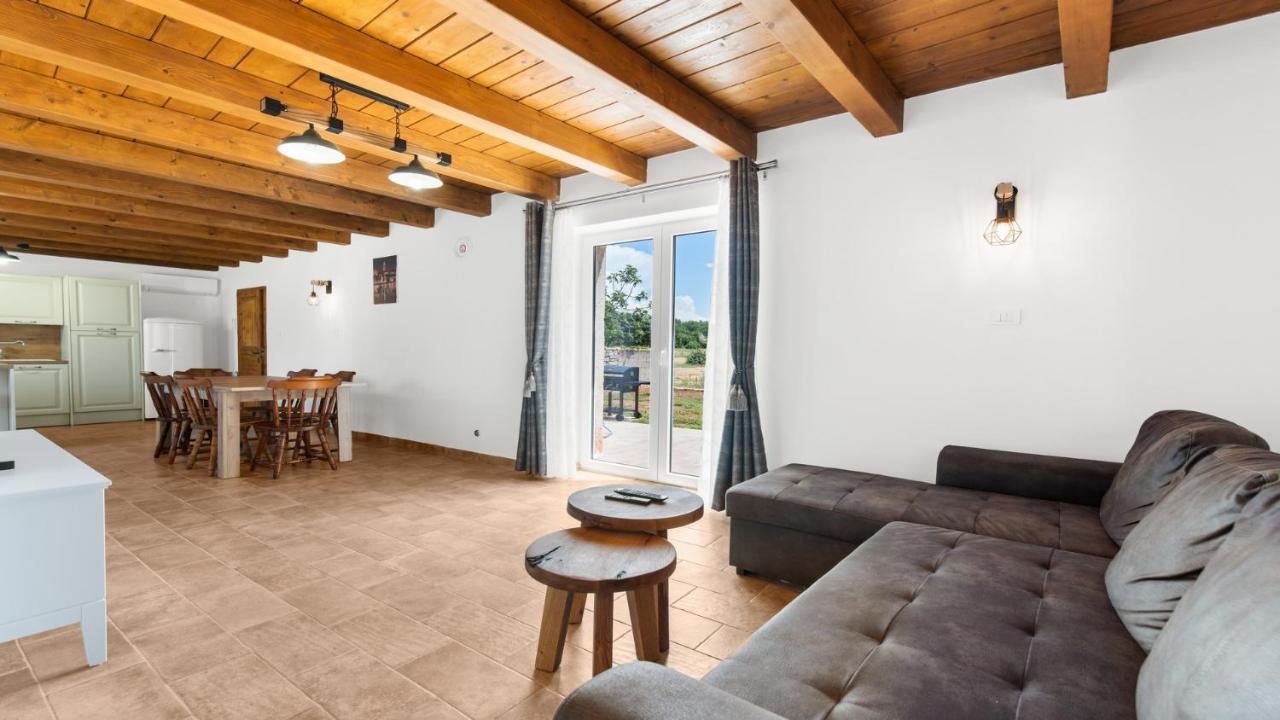 Holiday Home Lino 达伊拉 外观 照片